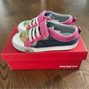See Kai Run Toddler Size 12 1/2 Kristin Berry/Sequin Shoes in LNC
